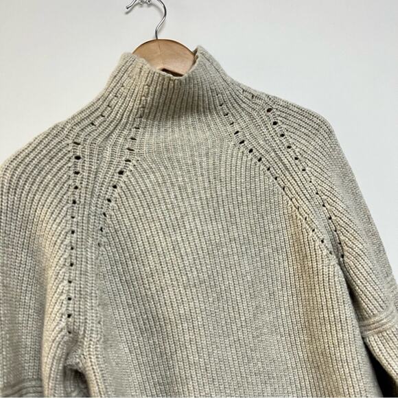 H&M Sweater Oatmeal Funnel Neck Long Sleeve Oversized Knit beige cream Size XS - Picture 3 of 8